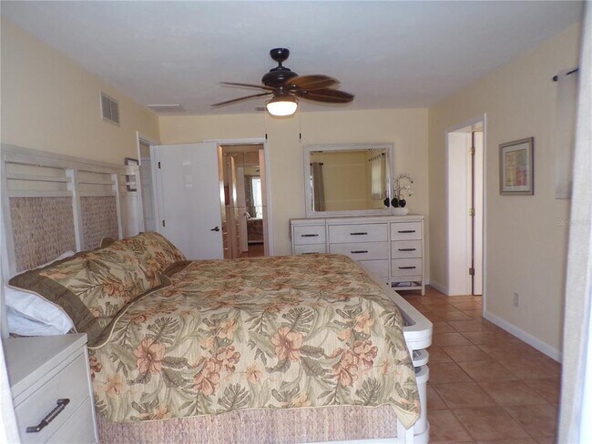 Building Photo - 1412 Grebe Ct