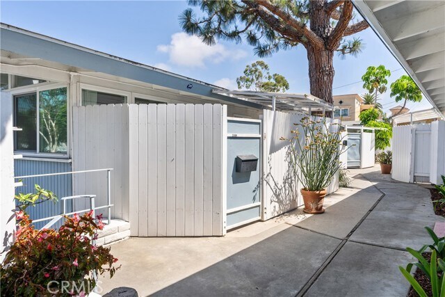 Building Photo - 3205 Bayside Dr
