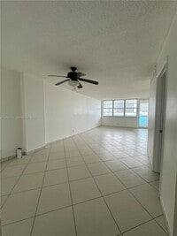 Building Photo - 6770 Indian Creek Dr