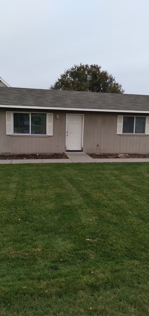 Building Photo - 656 SW 5th St