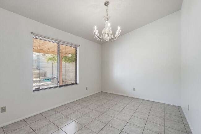 Building Photo - 8063 S New Abbey Dr