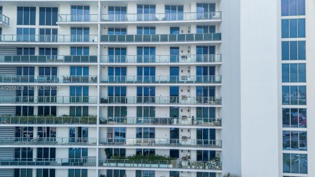Building Photo - 1180 N Federal Hwy