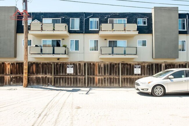 Building Photo - 1824 El Parque Ct