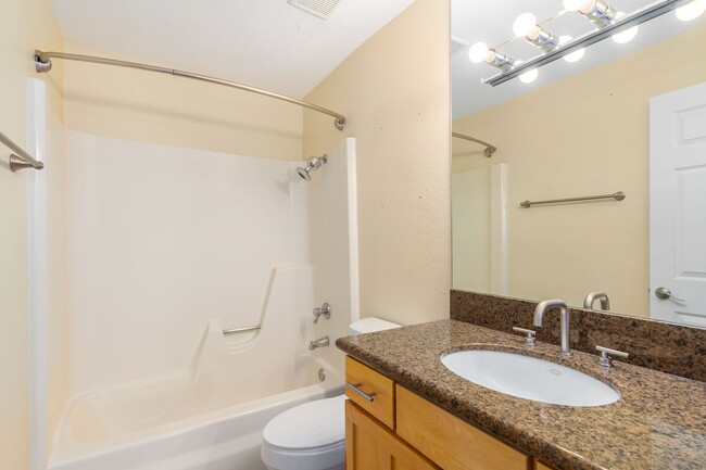 Building Photo - Remodeled 2-Bedroom, 2-Bath Condo in Prime...