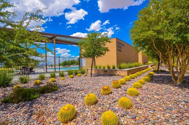 Building Photo - 3 bedroom House with a loft and solar panels