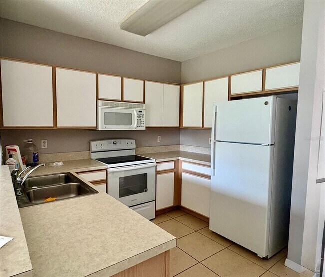 Building Photo - 6512 Osprey Lake Cir