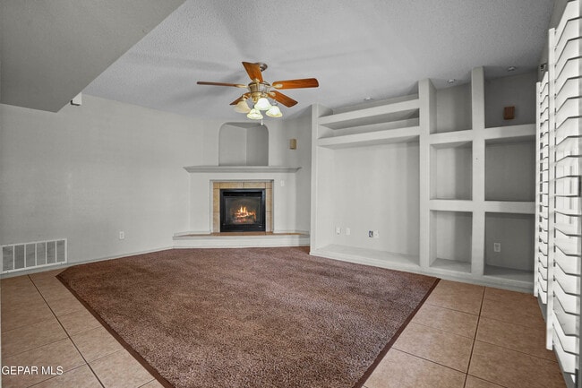 Building Photo - 3653 Tierra Inca Dr
