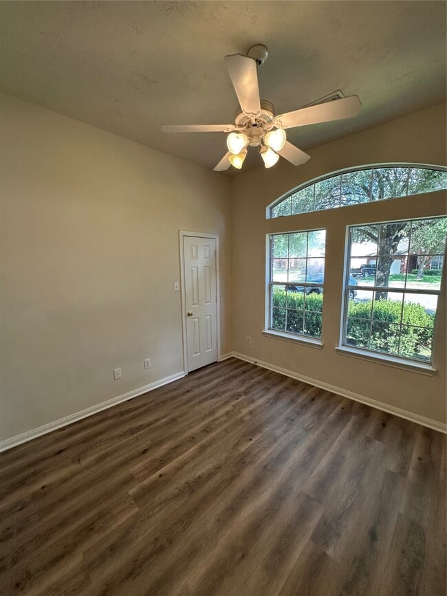 Building Photo - 13603 Short Brook Ln
