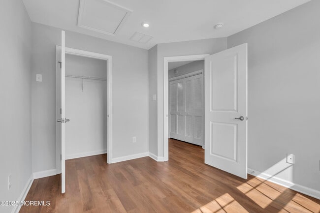 Building Photo - 201 Rio Grande Dr