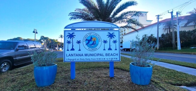 Building Photo - 890 N Federal Hwy