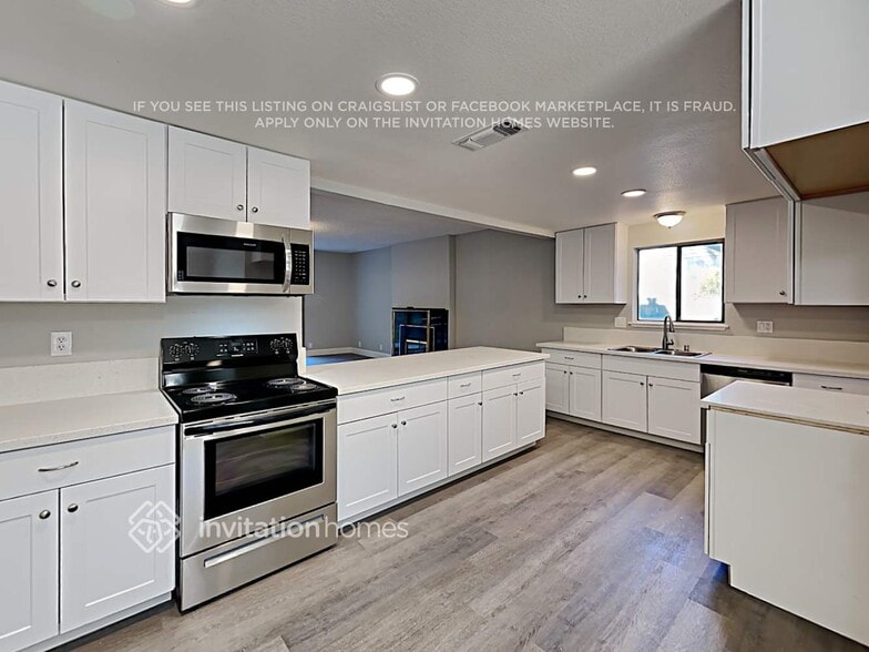 Building Photo - 3146 El Tejon Rd