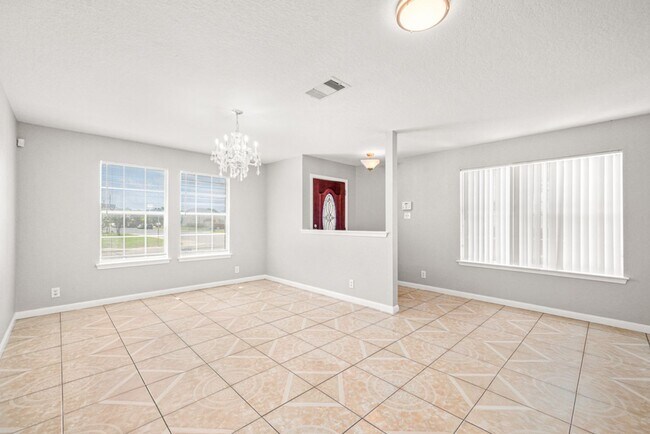 Building Photo - Four Bedroom Rental in Bridgewood!