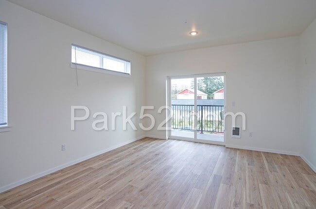 Building Photo - 4546 S Junett St