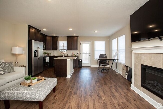 Building Photo - Serrano Townhomes with a finished basement...