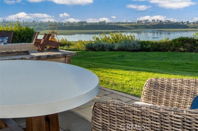 Building Photo - 2165 Vista Entrada Vis