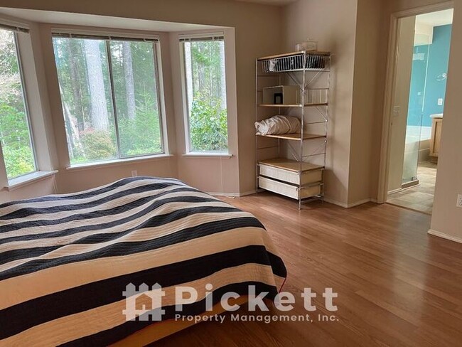 Building Photo - 3 Bedroom Rambler in McCormick Woods!