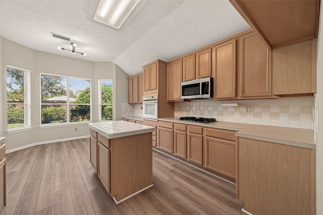 Building Photo - 2607 Plantation Hollow Ct