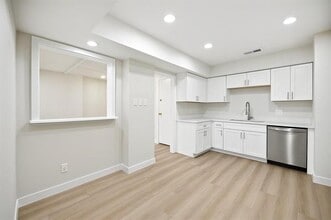 Building Photo - 5200 Keller Springs Rd