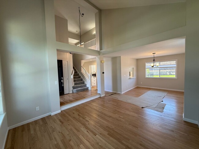 Building Photo - 818 Spyglass Cir