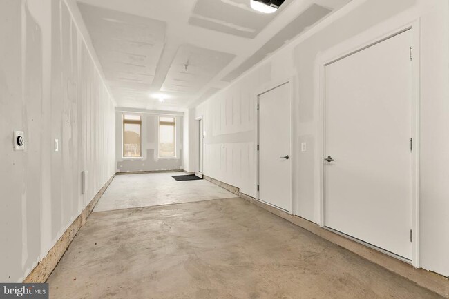 Building Photo - 2608 Olmsted Ct NW