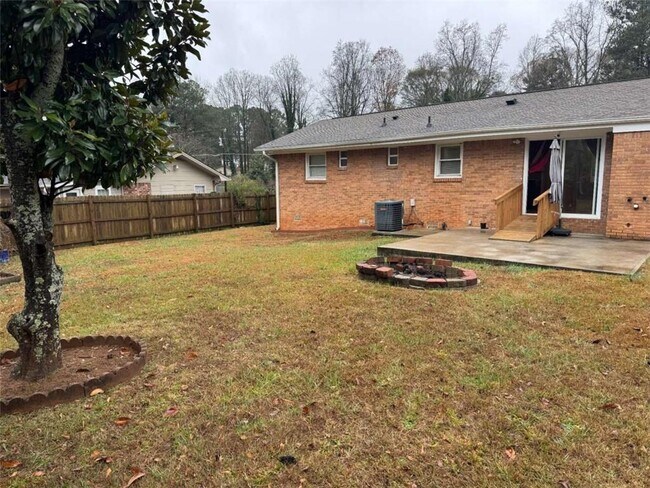 Building Photo - 837 Parkstone Dr