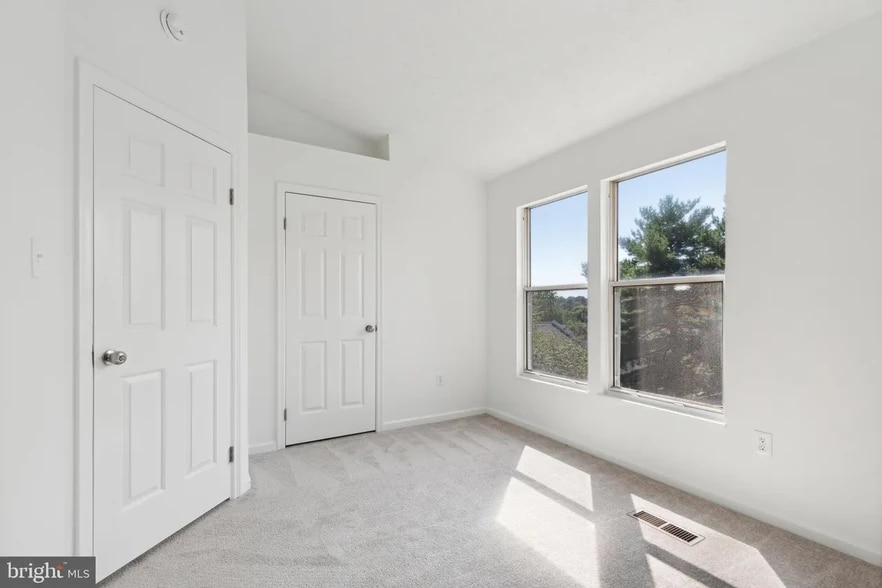 Building Photo - 19011 Partridge Wood Dr