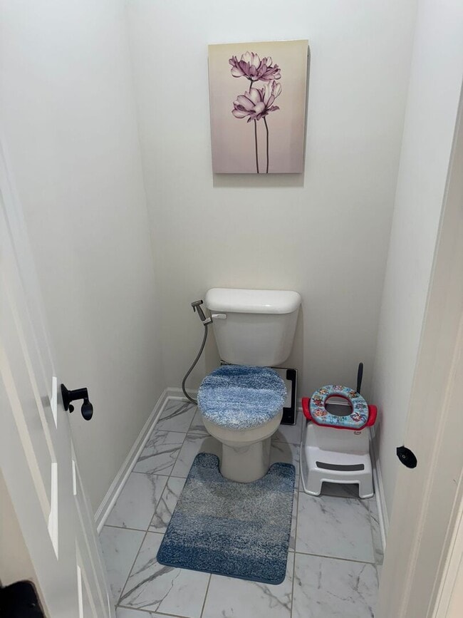 Building Photo - 12648 S Talbot Cir