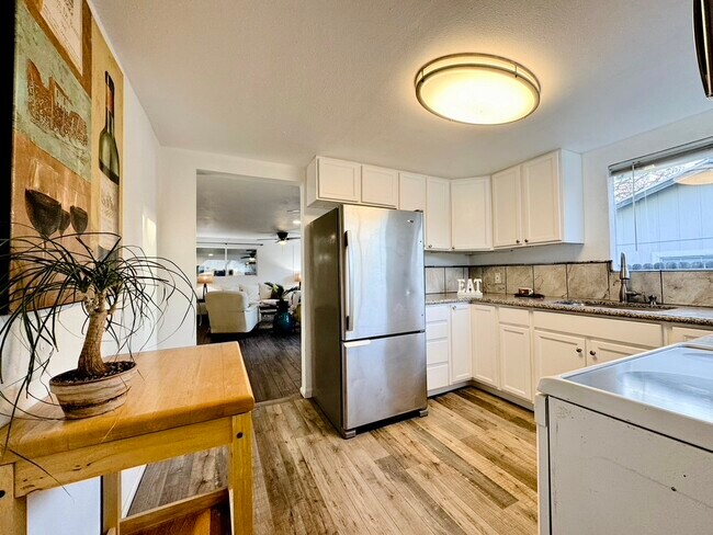 Building Photo - 16060 39th Ave