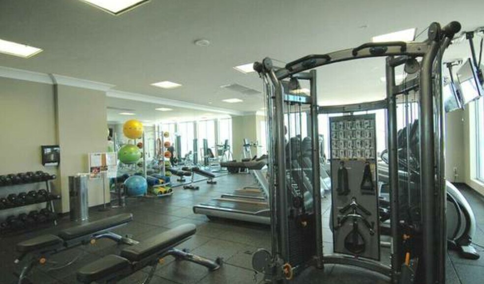 Gym - 851 N Glebe Rd