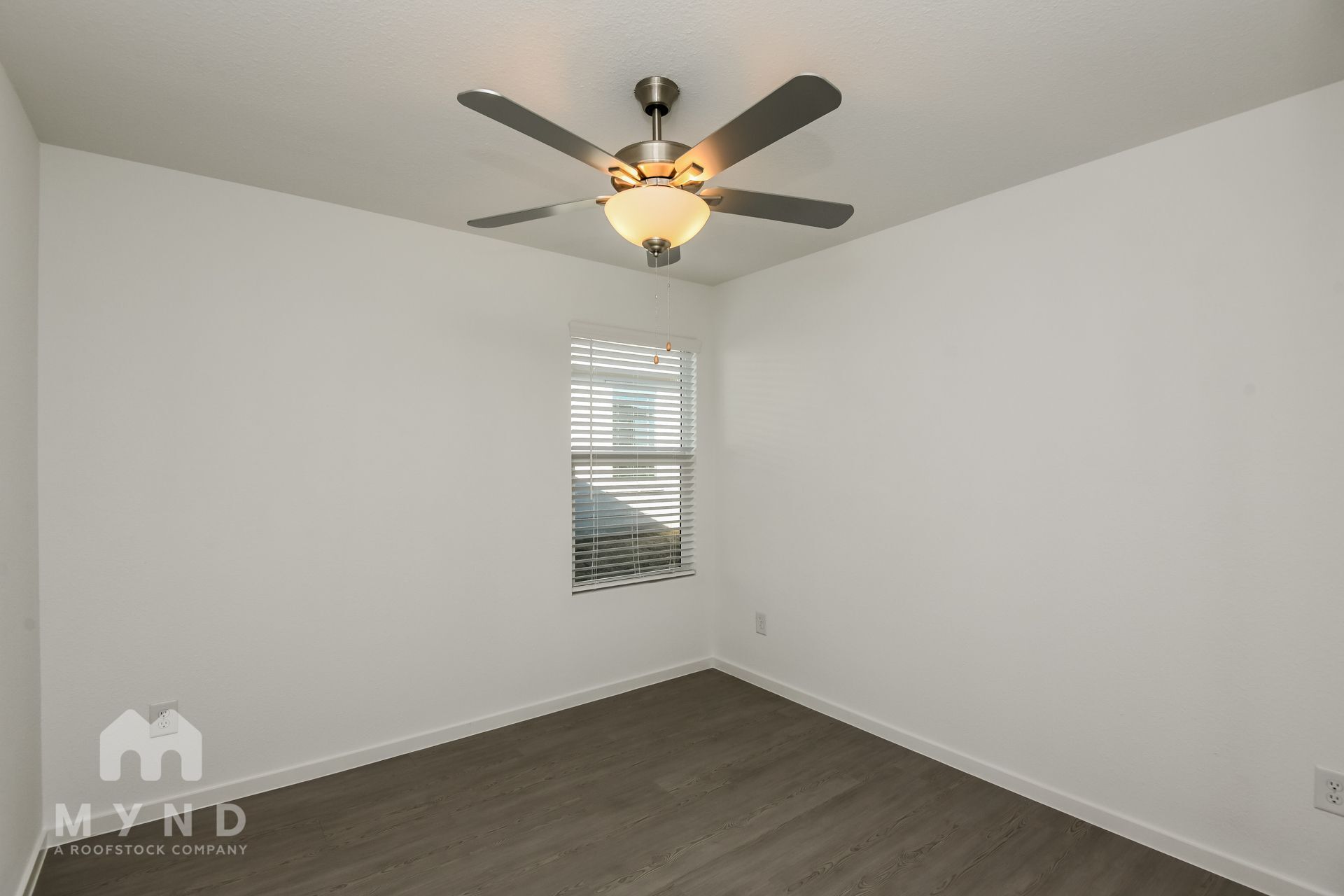 Building Photo - 2745 Ctr Crk Ln