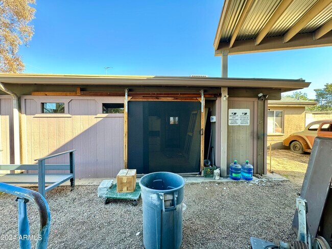 Building Photo - 12042 N 30th Pl