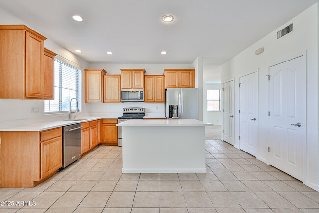 Building Photo - 2237 N 135th Dr