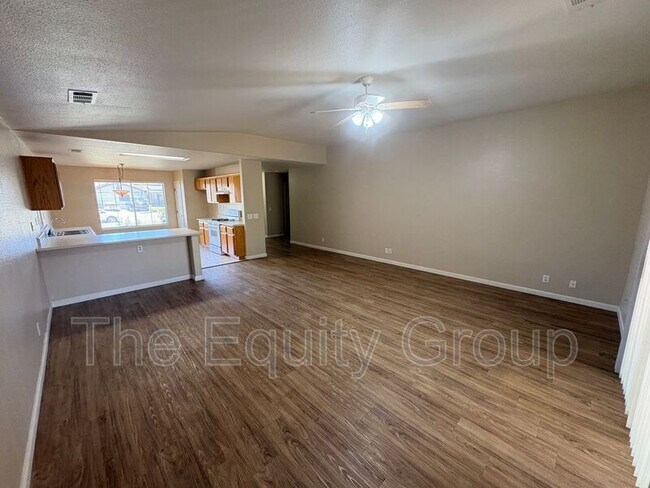 Building Photo - 3832 W Sweet Ave