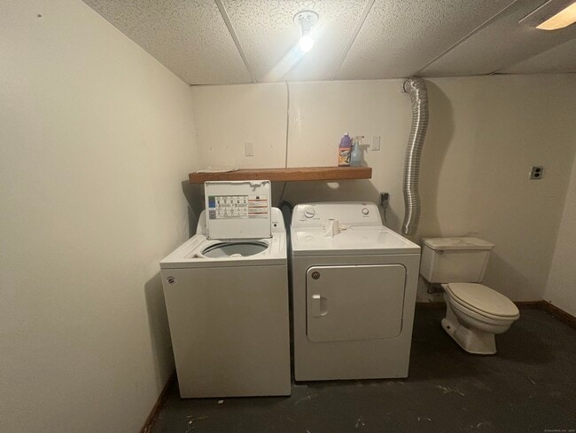 Building Photo - 65 Lancaster Dr