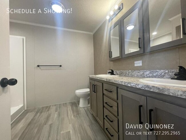 Building Photo - 701 Mill St