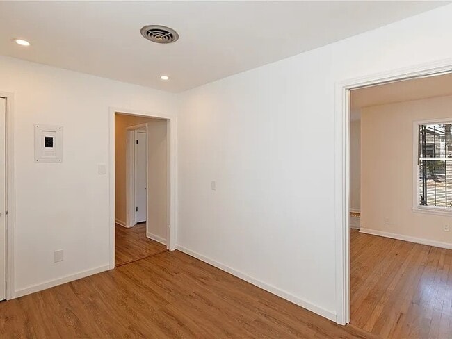 Building Photo - 4334 Randall Dr