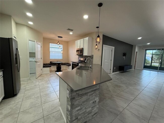 Building Photo - 4497 Bluff Oak Loop