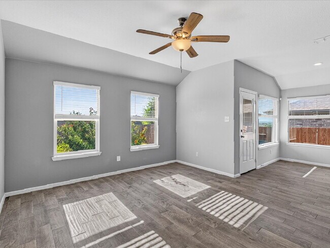 Building Photo - 2225 Blythwood Trail