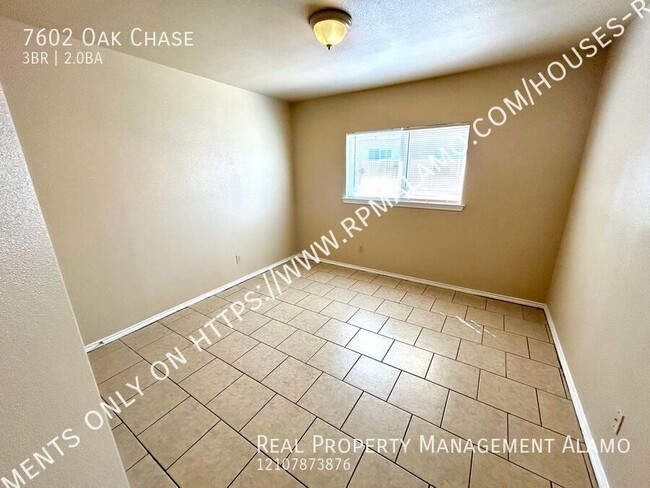 Building Photo - **APPLICATION RECEIVED** *MOVE IN SPECIAL*...