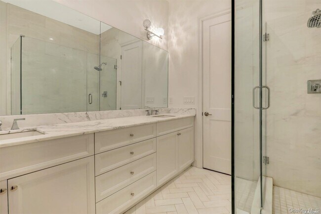 Building Photo - 402 Grist Mill Cir