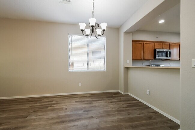 Building Photo - 1824 W Kuralt Dr