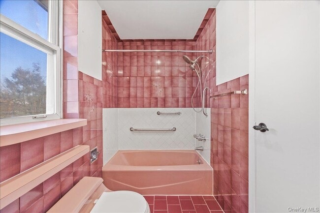 Building Photo - 124 Alexander Ave