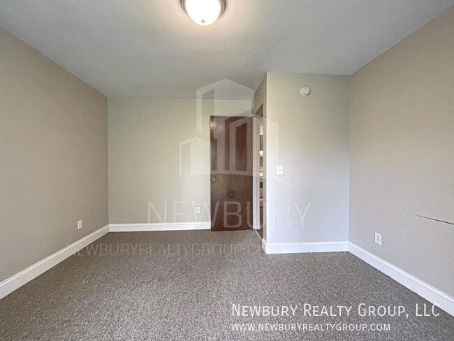 Building Photo - 108 St Andrews Dr