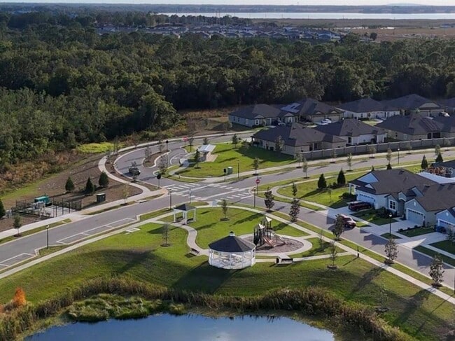 Building Photo - 3504 Chinotto Dr