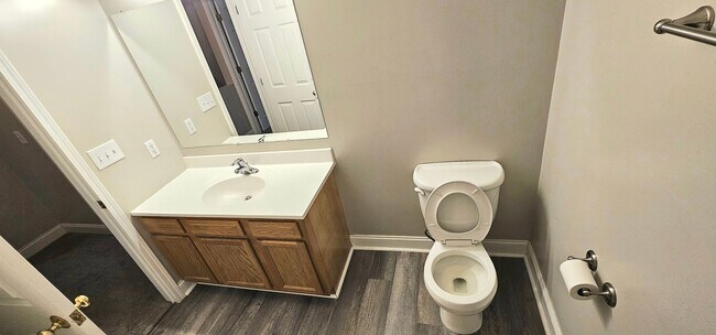 Building Photo - 441 Impala Dr