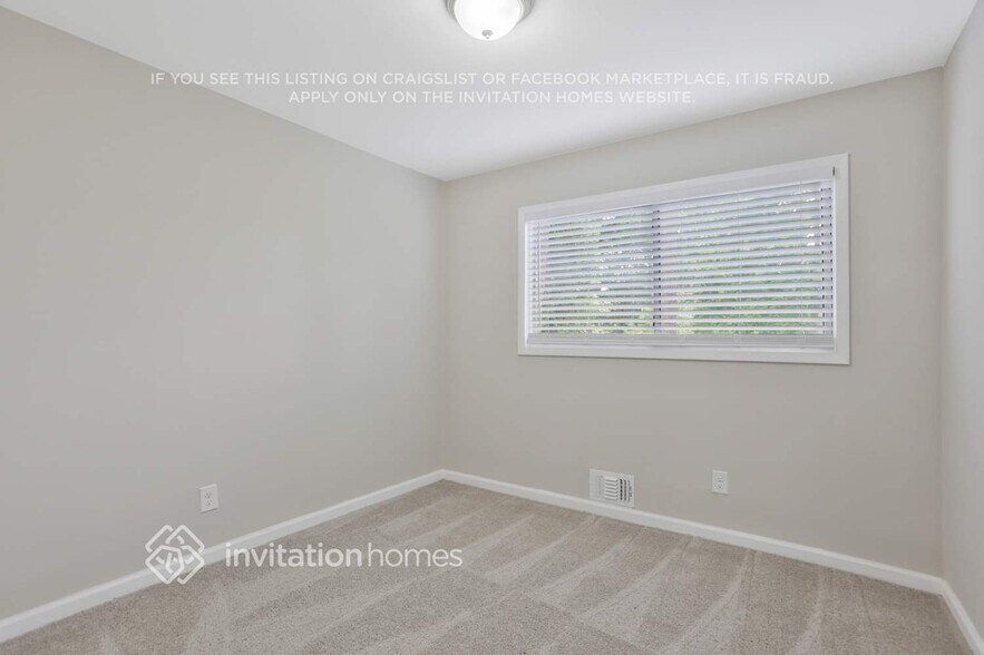 Building Photo - 2805 Cherry Laurel Ln SW