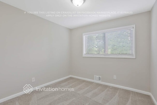 Building Photo - 2805 Cherry Laurel Ln SW