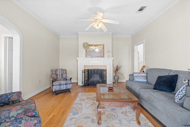 Building Photo - 18218 Buck Rd