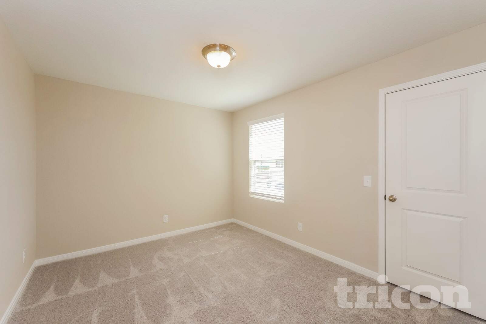 Building Photo - 7434 Asp Point