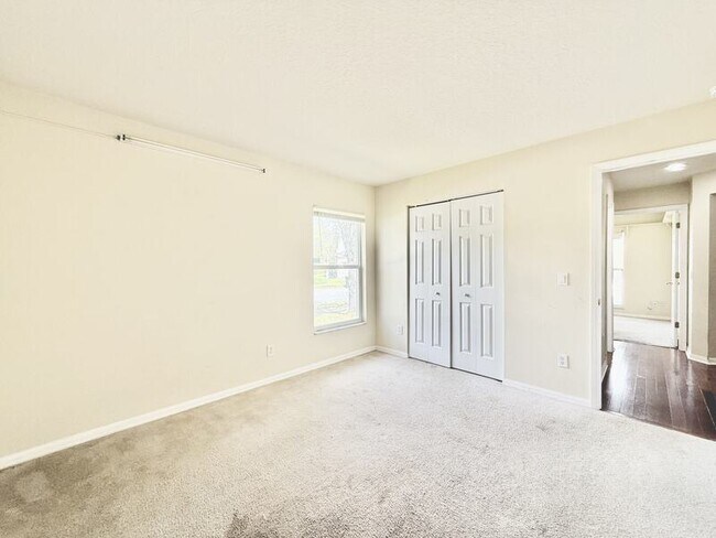 Building Photo - 27519 Sky Lake Cir